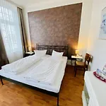 Doppelzimmer Humidor, direkt am Alten Strom